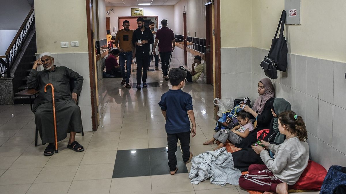 Přežívají v Gaze a mají rakovinu. Desítky dětí čekají na převoz za hranice